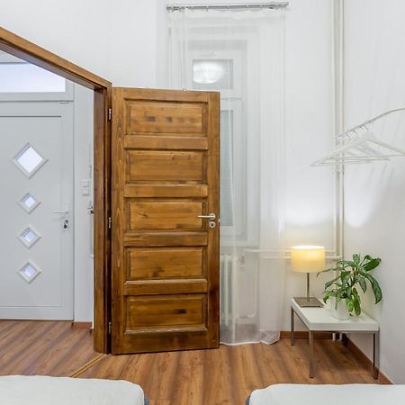 Central Avenue Apartment Budapest Eksteriør bilde